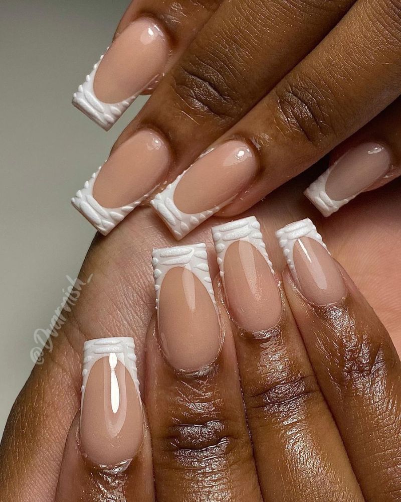 french manicure with 3d lines