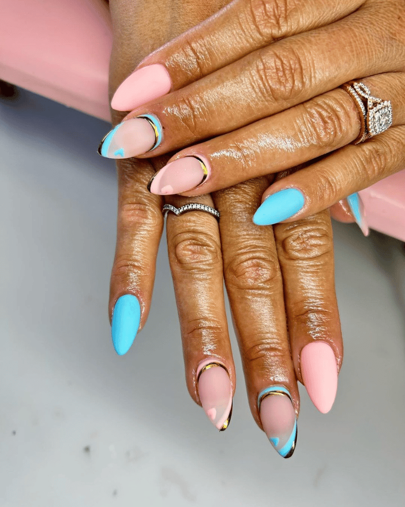 blue accents manicure