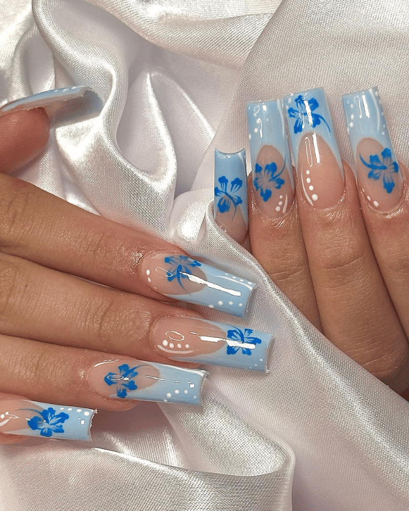 holiday manicure, beach manicure