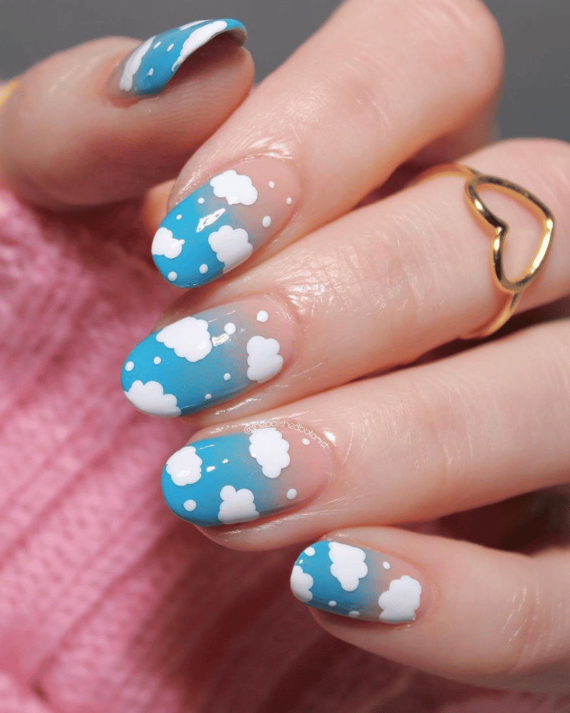 blue nails with clouds nailart