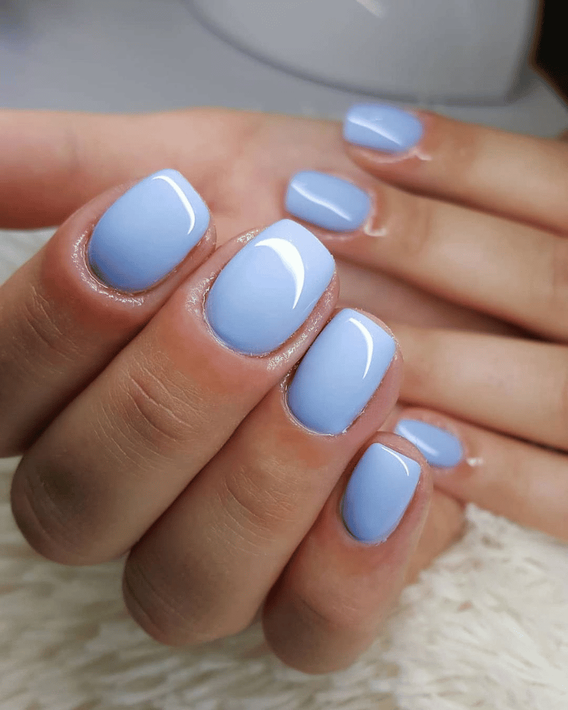 blue ombre manicure, blue nails, short nails