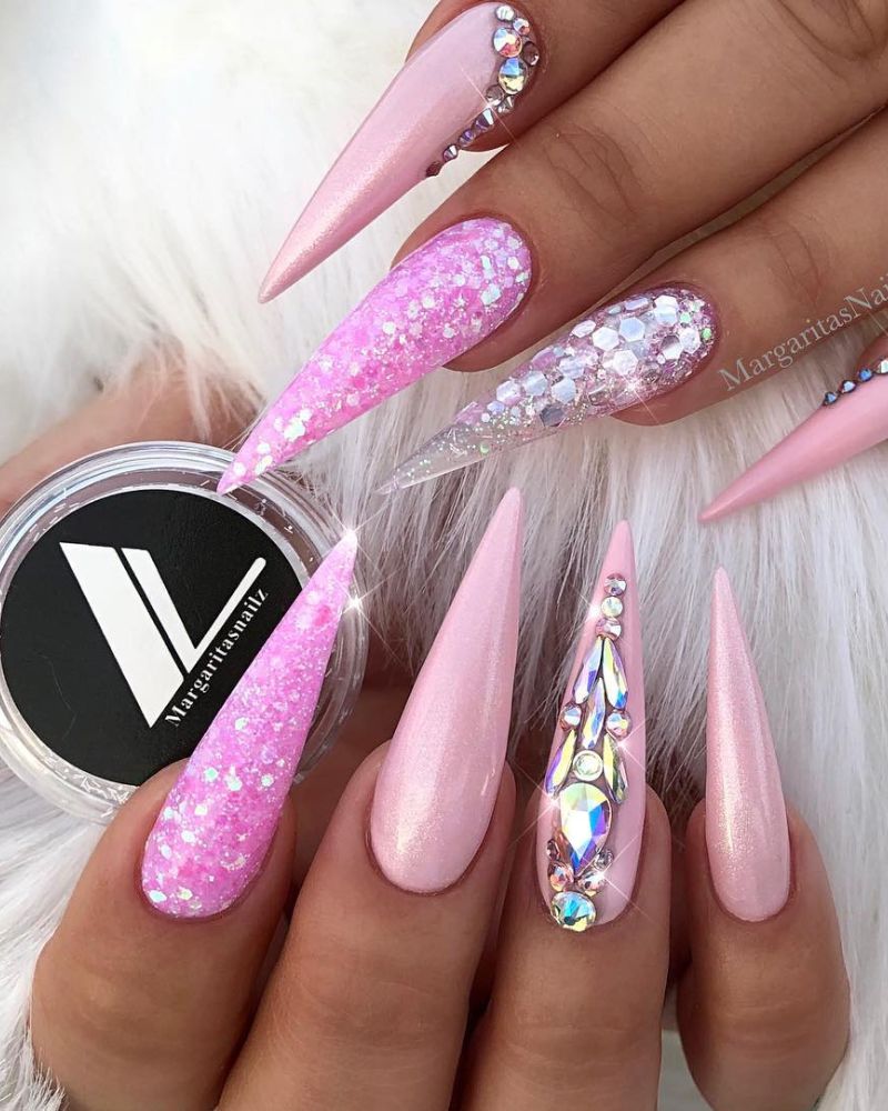 pink nail ideas
pink glitter nails