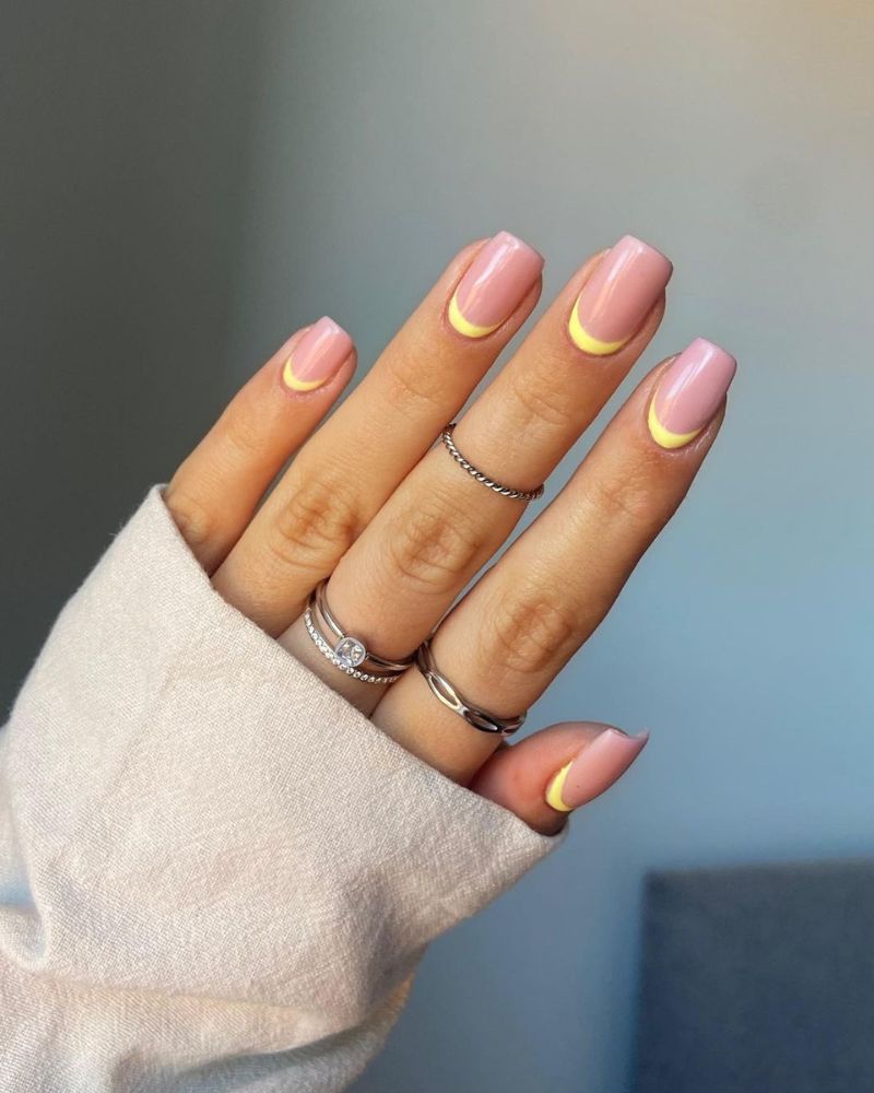 yellow french nails, french yellow nails