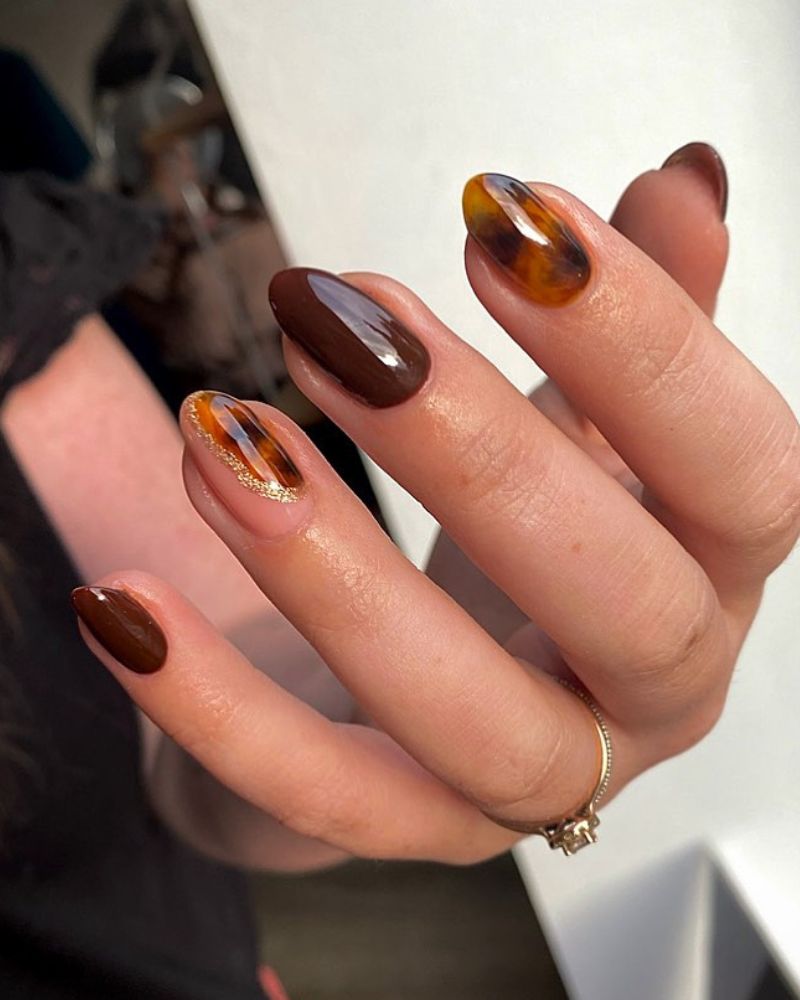 autumn manicure