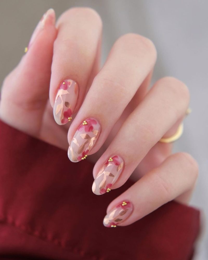 elegant fall nails art on clean natural base