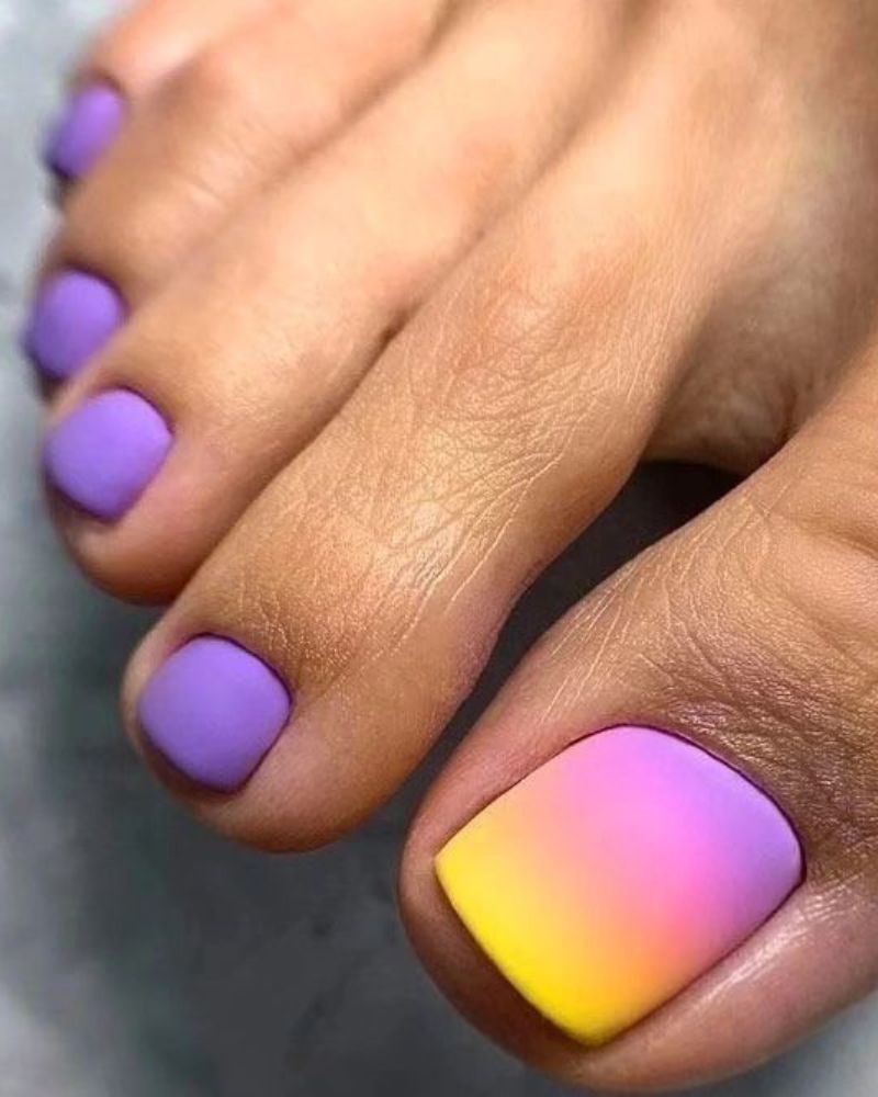 toe nails designs for beach