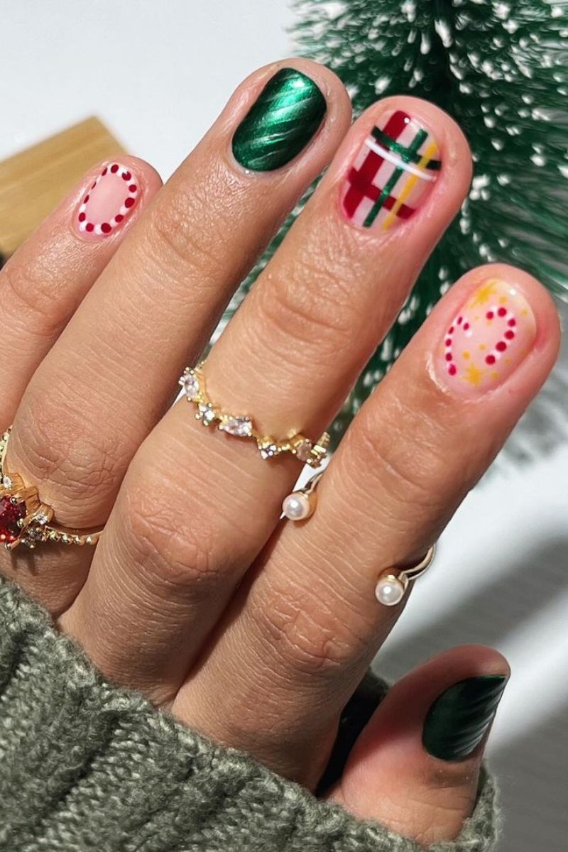 christmas nails, easy and simple christmas nail art