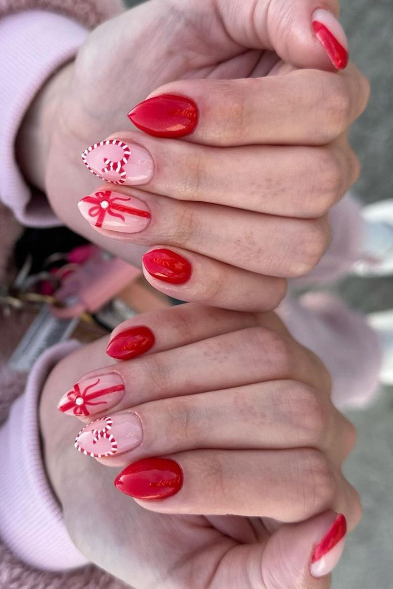 red christmas nails, classy christmas nails