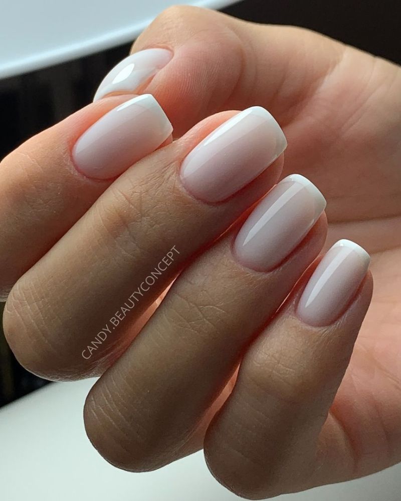 elagant and simple nails with white tips