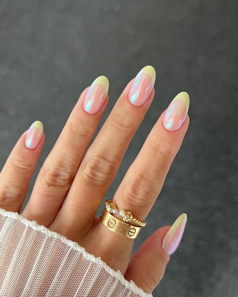 yellow nails, yellow tips, chrome nails