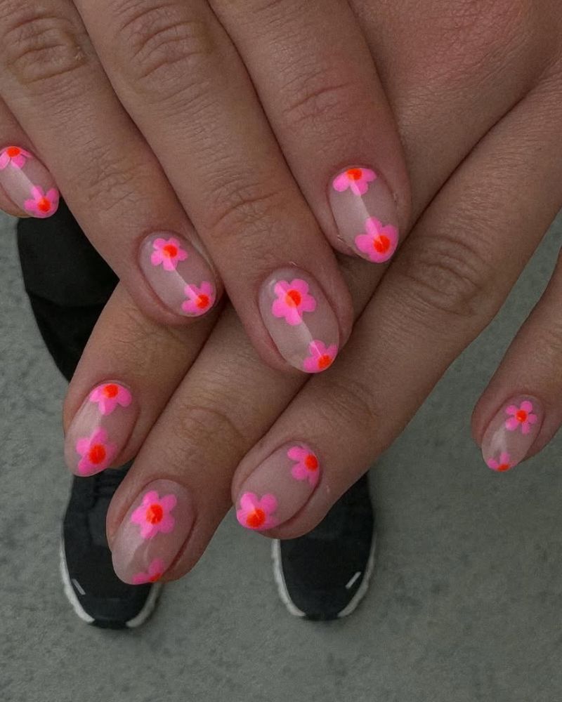 flower nail art, simple pink nails