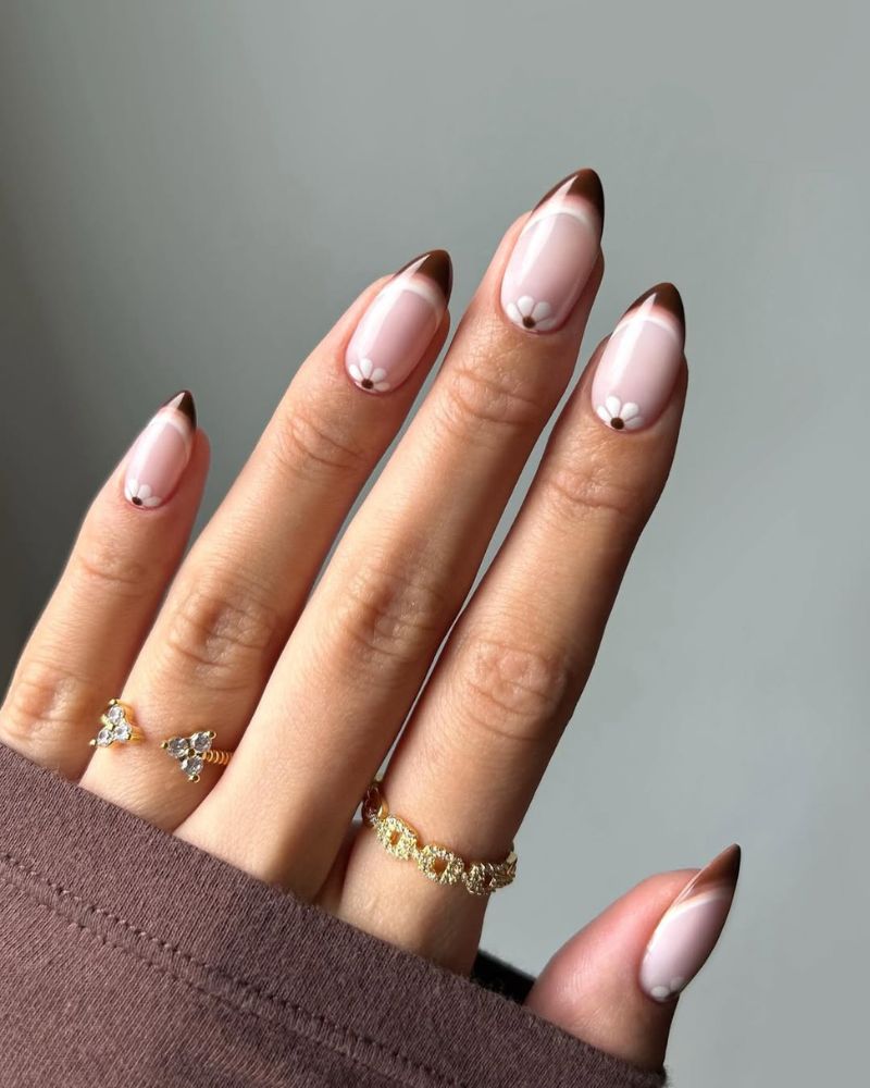 brown nails, almond nails
