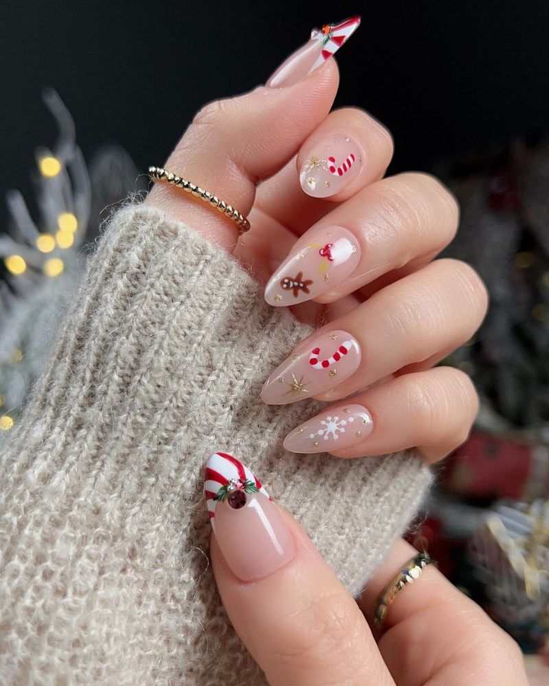 simple christmas nail art, classy christmas nails
