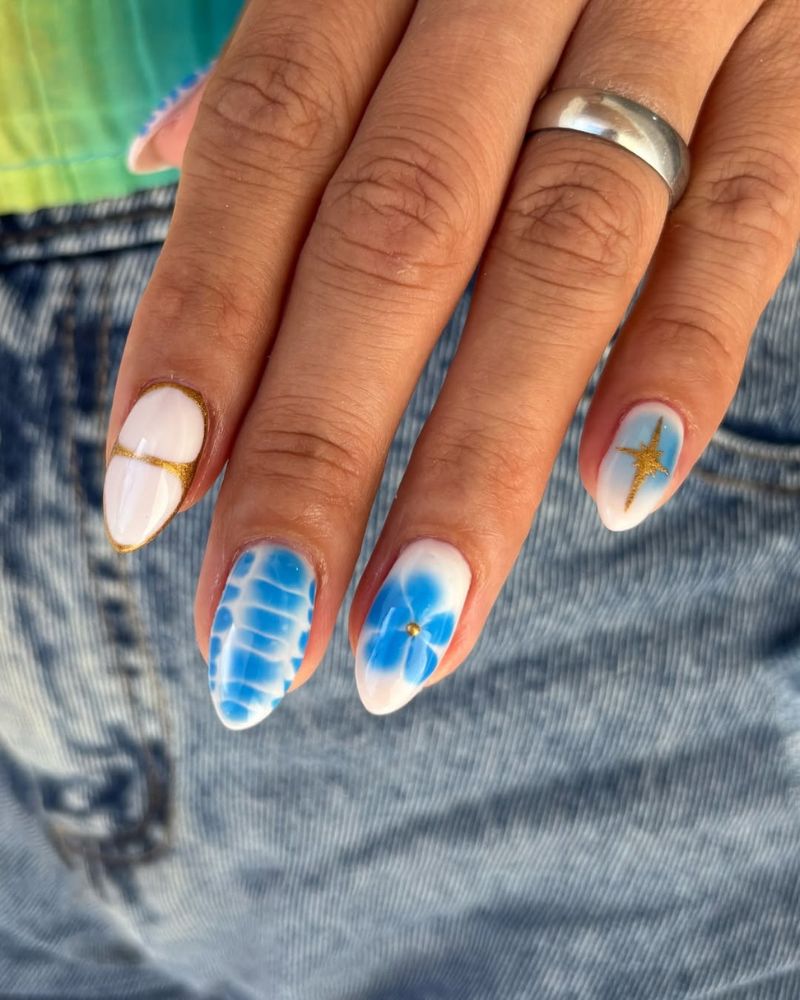 classy summer nails, blue nail art, gold nail art
