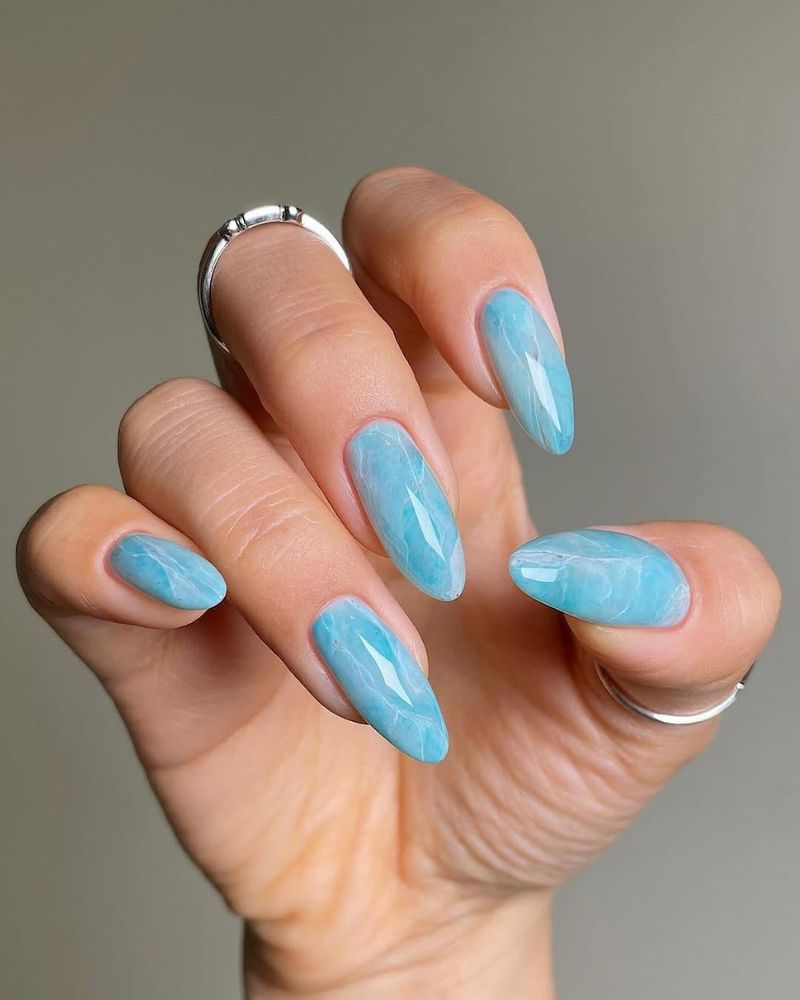 light blue nails, marble nails, ocean nail art