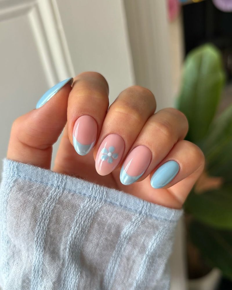 blue nails, light blue nail design