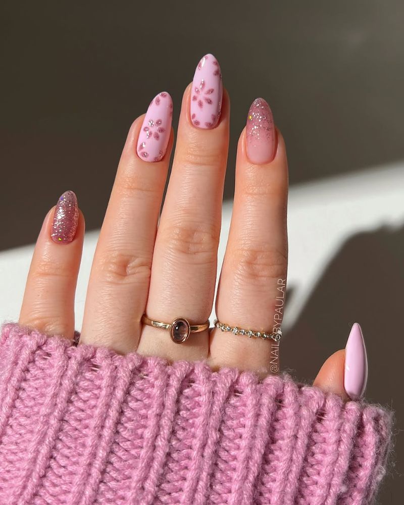 sparkly pink nails, flower nail art