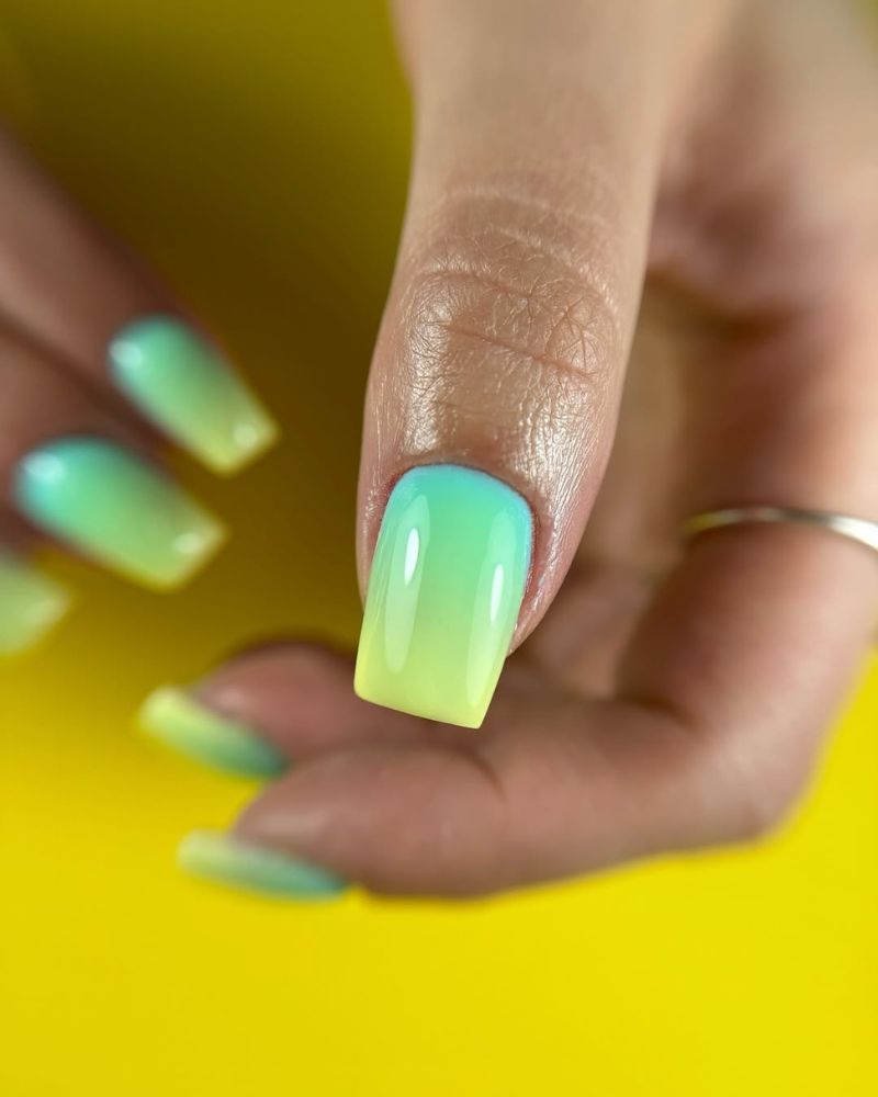 gradient summer nails, simple summer nail art