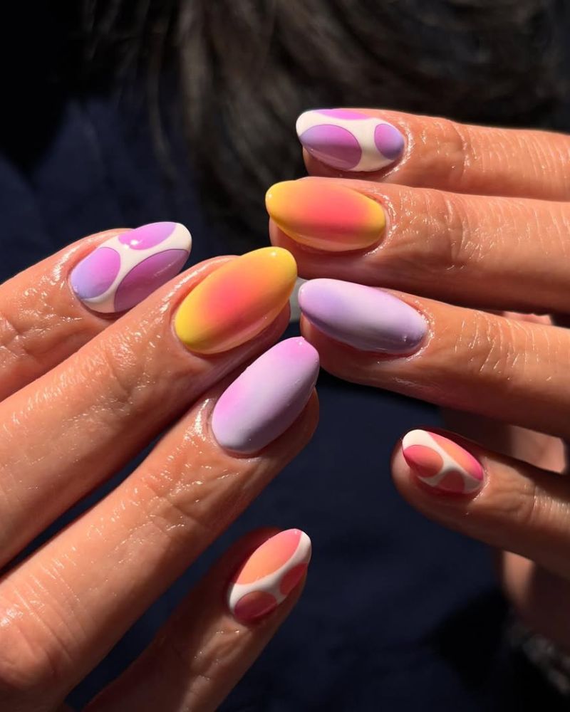 july nails, aura nail design