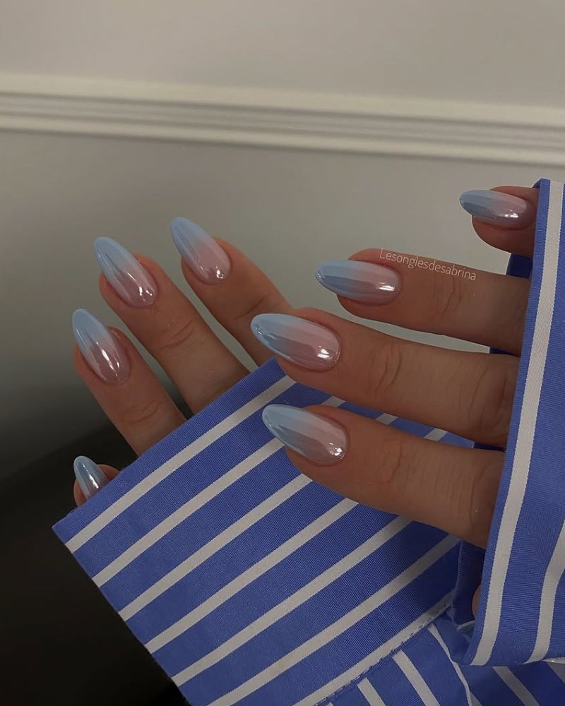 sky blue ombre nails on almond shape