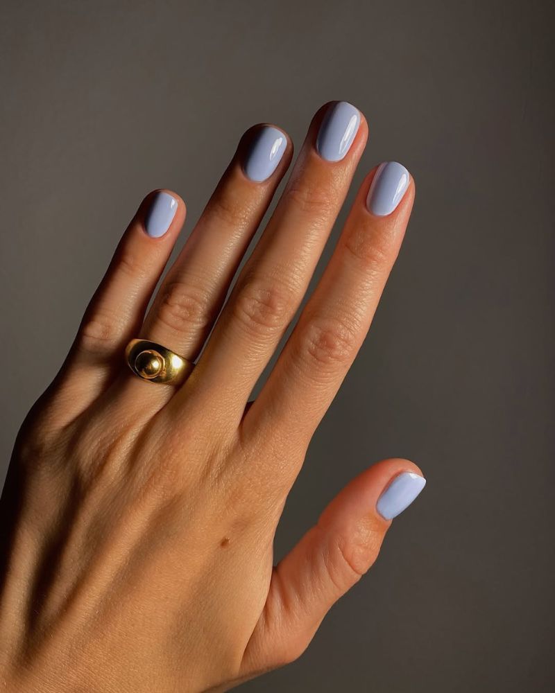 short and simple beachy nail ideas